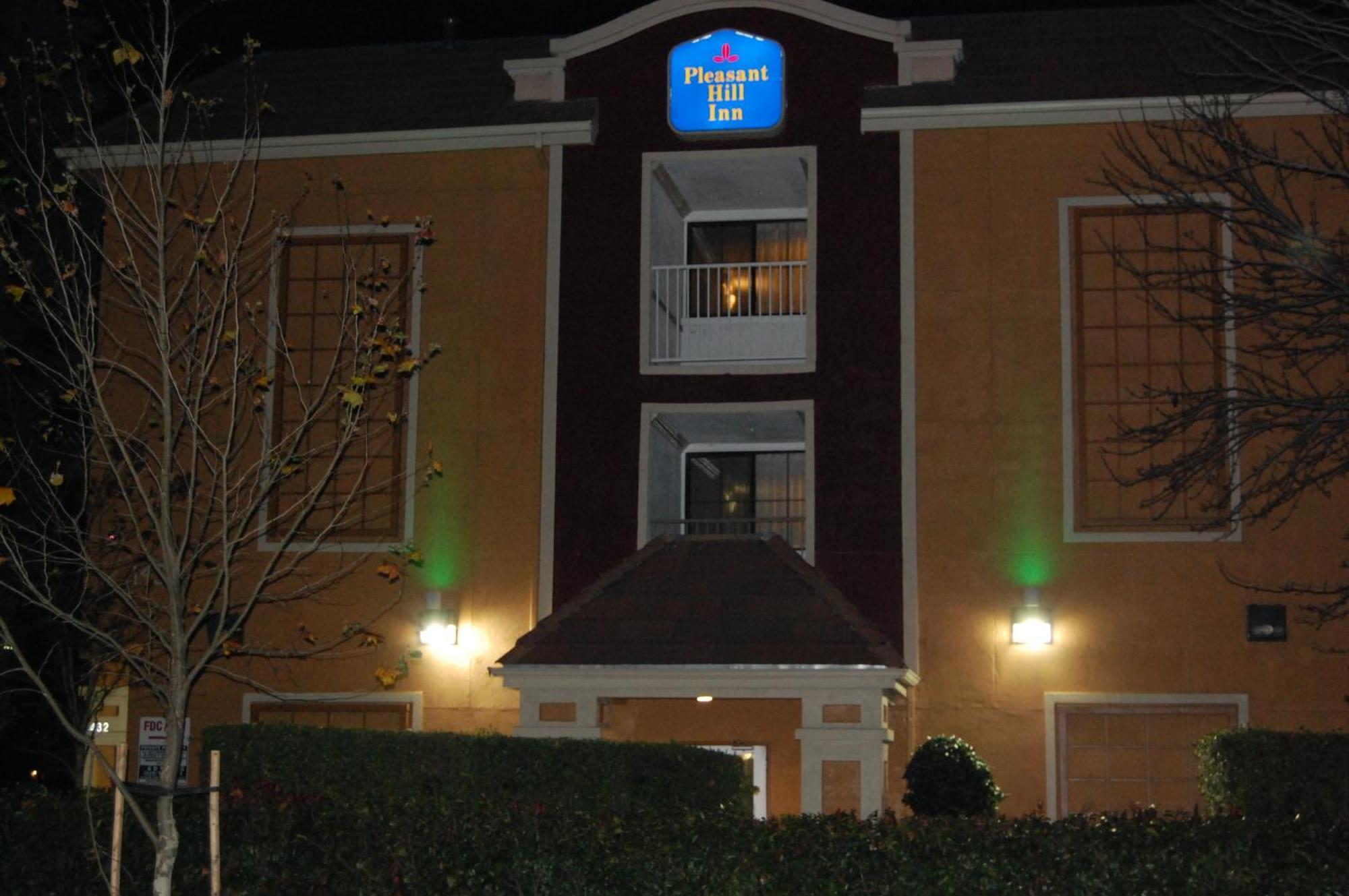 Pleasant Hill Inn ภายนอก รูปภาพ